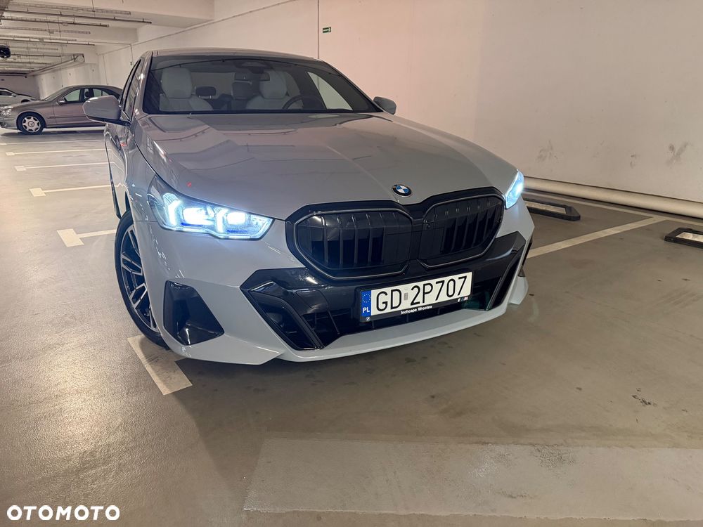 BMW Seria 5 520i mHEV - 2
