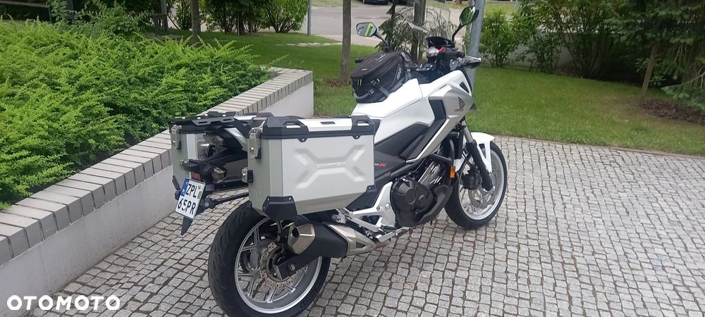 Honda NC - 8