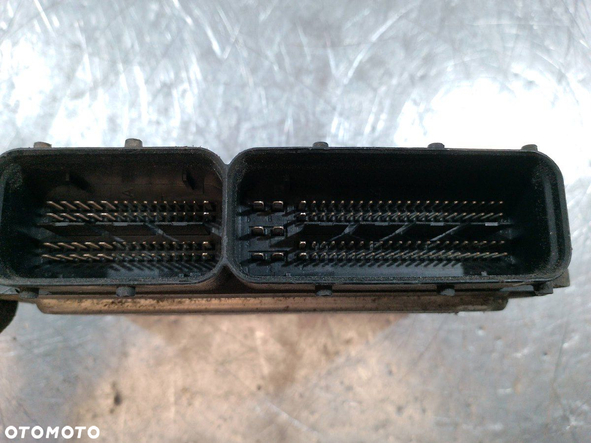 KOMPUTER, STEROWNIK OPEL VECTRA C 55205632  0281013409 1.9 CDTI - 3