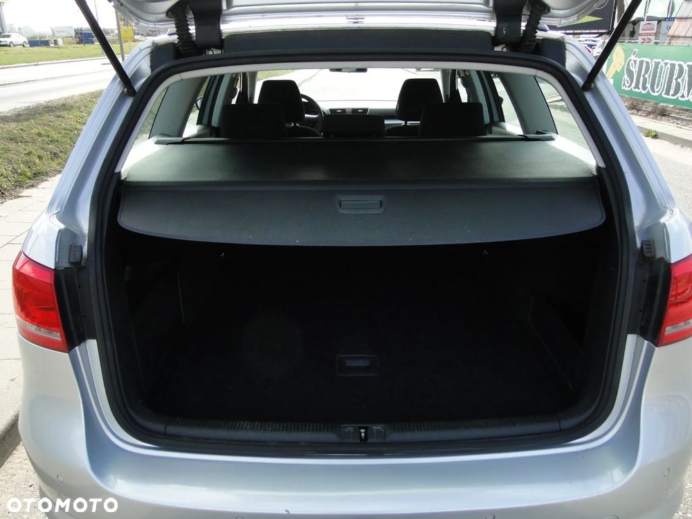 Volkswagen Passat 2.0 TDI DSG BlueMotion Technology Highline - 13