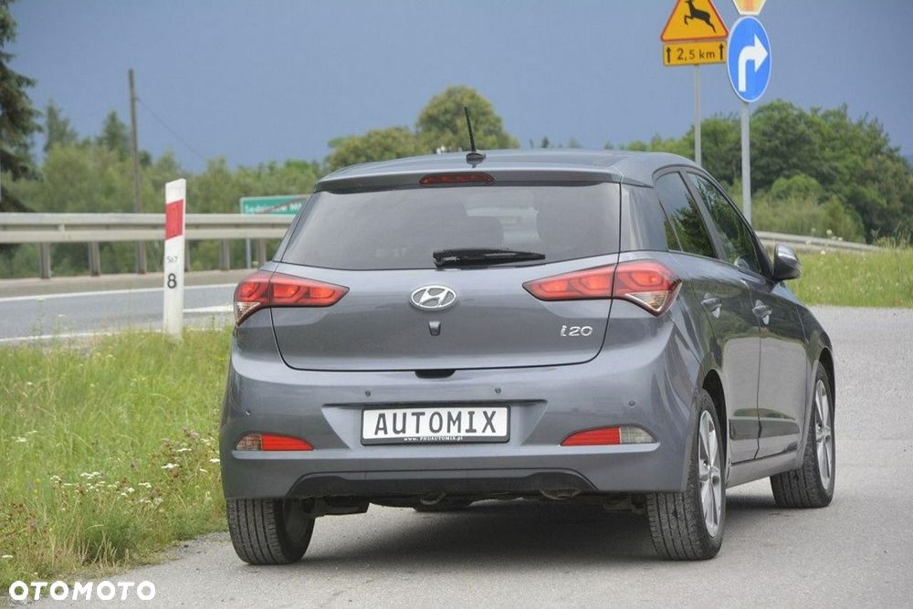Hyundai i20 - 8
