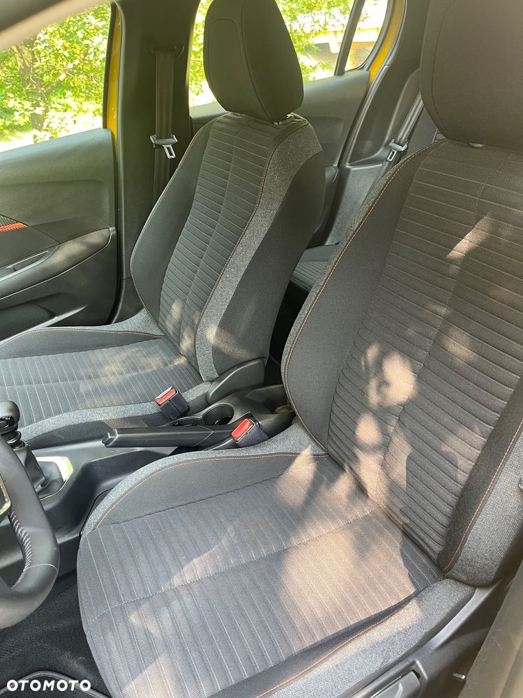 Peugeot 208 PureTech 100 Active Pack - 17