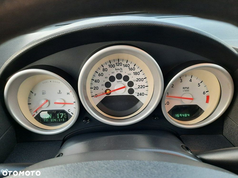 Dodge Caliber - 9