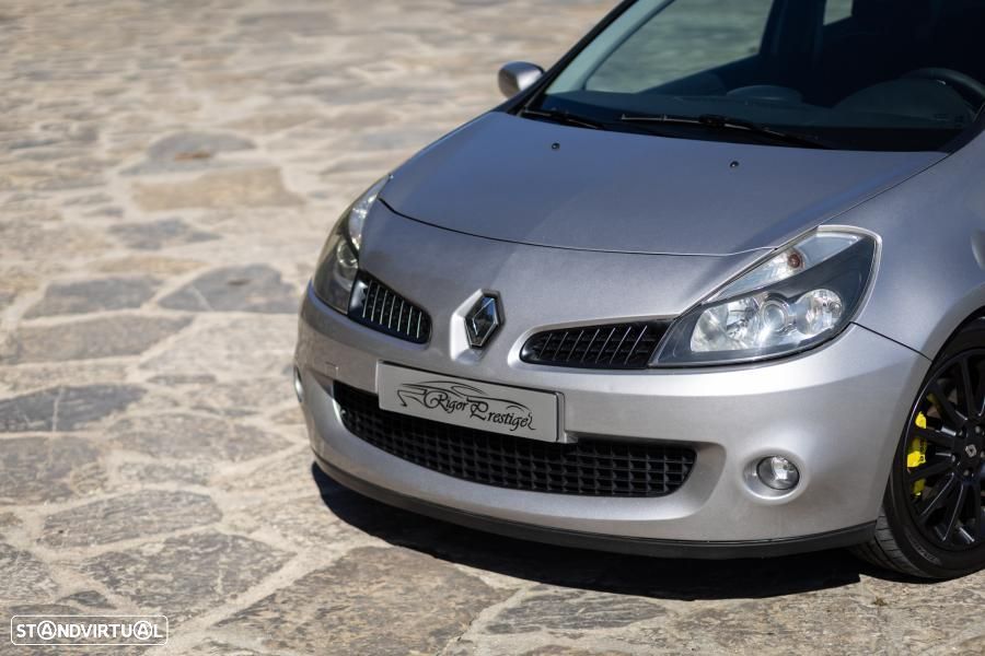 Renault Clio 2.0 16V Sport - 5