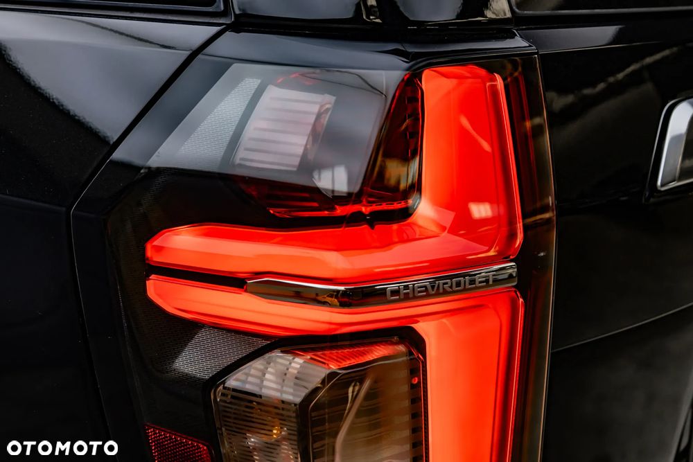 Chevrolet Suburban - 40