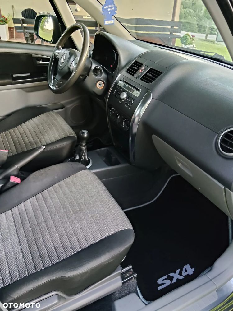 Suzuki SX4 1.6 Comfort 4WD - 6