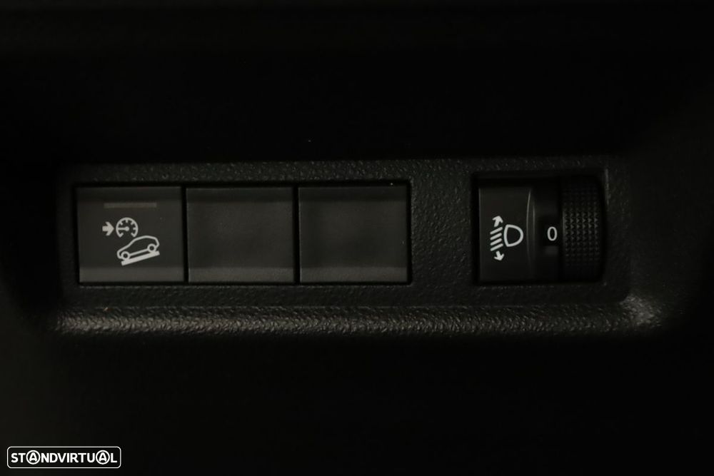 Jeep Avenger 54 kWh Summit - 21