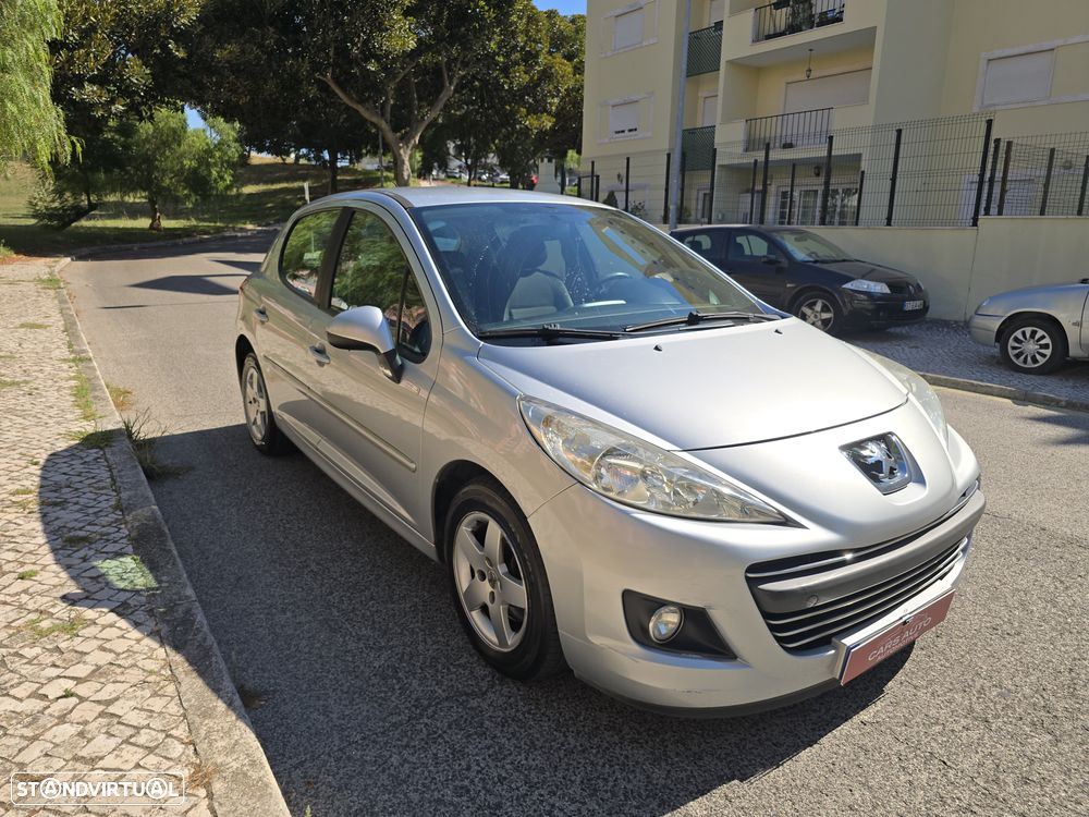 Peugeot 207 - 9