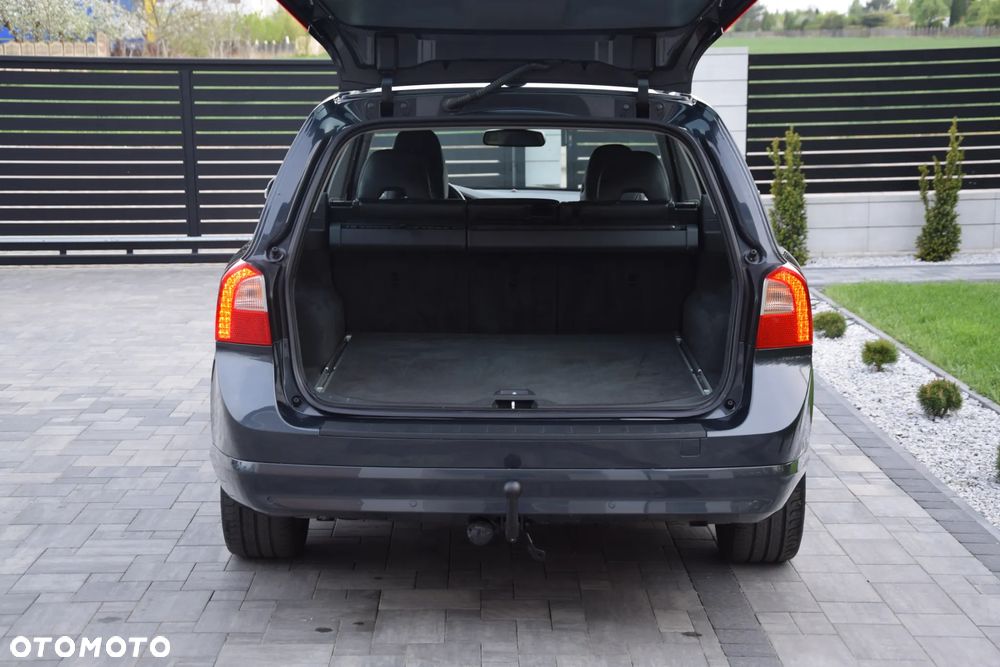 Volvo V70 2.5T Momentum - 14