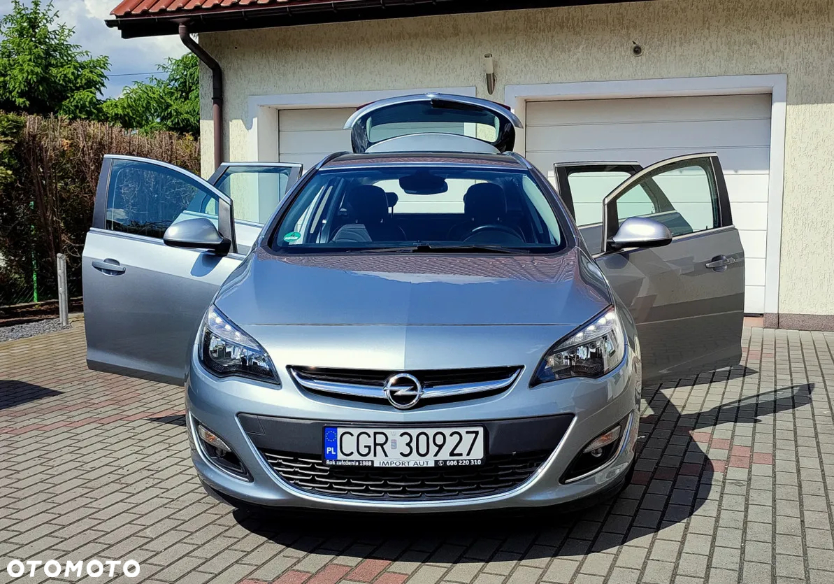 Opel Astra 1.4 Turbo Sports Tourer 150 Jahre - 3