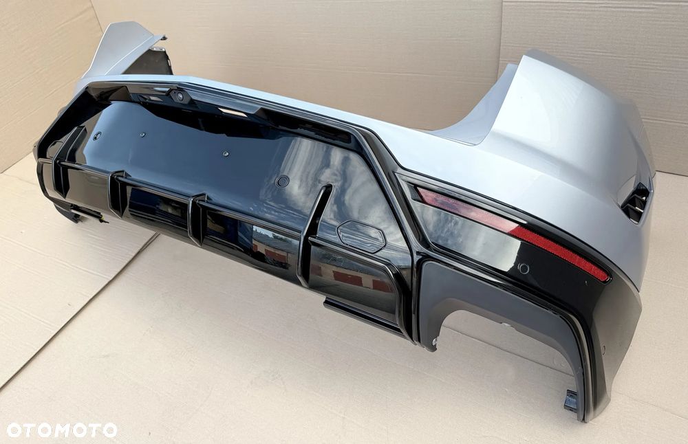 Zderzak Tylny Lamborghini URUS SE, kompletny - tył - 1
