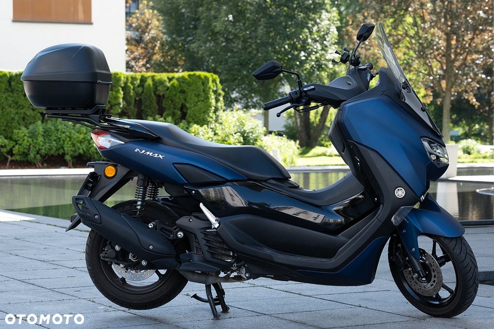 Yamaha NMAX - 9