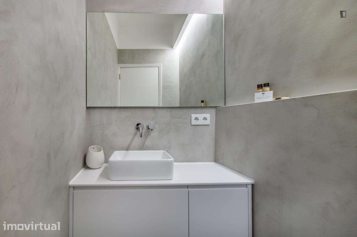 Apartamento com 2 quartos - localizado em Santa Apolónia Lisbon - Grande imagem: 4/37