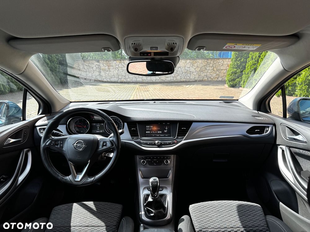 Opel Astra 1.6 CDTI Cosmo - 10