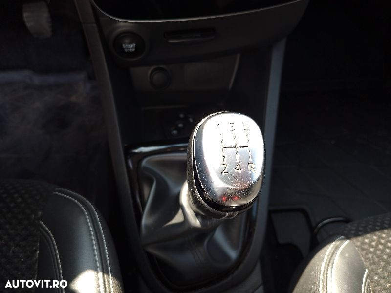 Renault Clio - 16