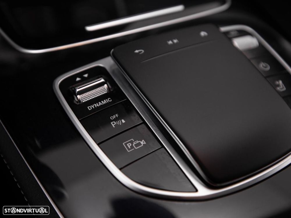 Mercedes-Benz E 300 de 4Matic 9G-TRONIC Avantgarde - 23