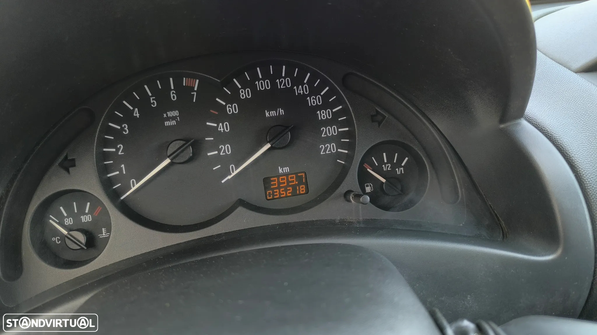 Opel Corsa 1.0 12V Silver - 16