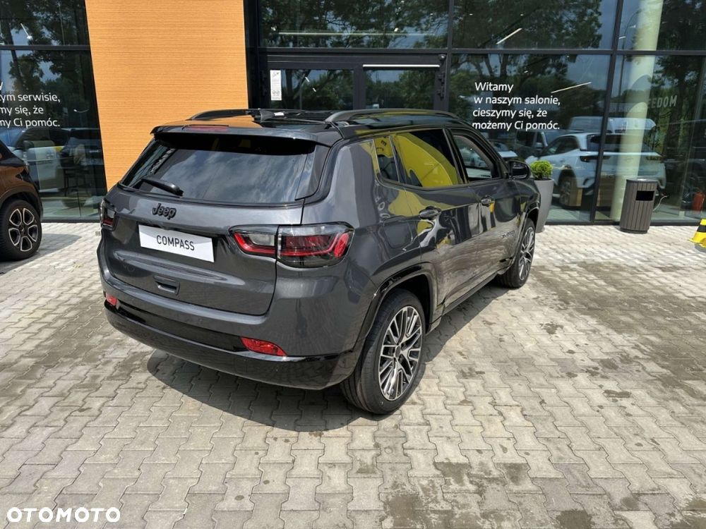 Jeep Compass - 6