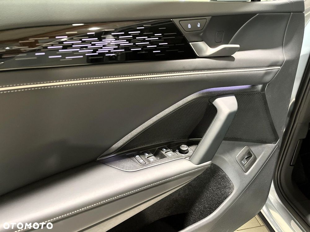 Volkswagen Tayron 2.0 TDI SCR 4Mot Elegance DSG - 11