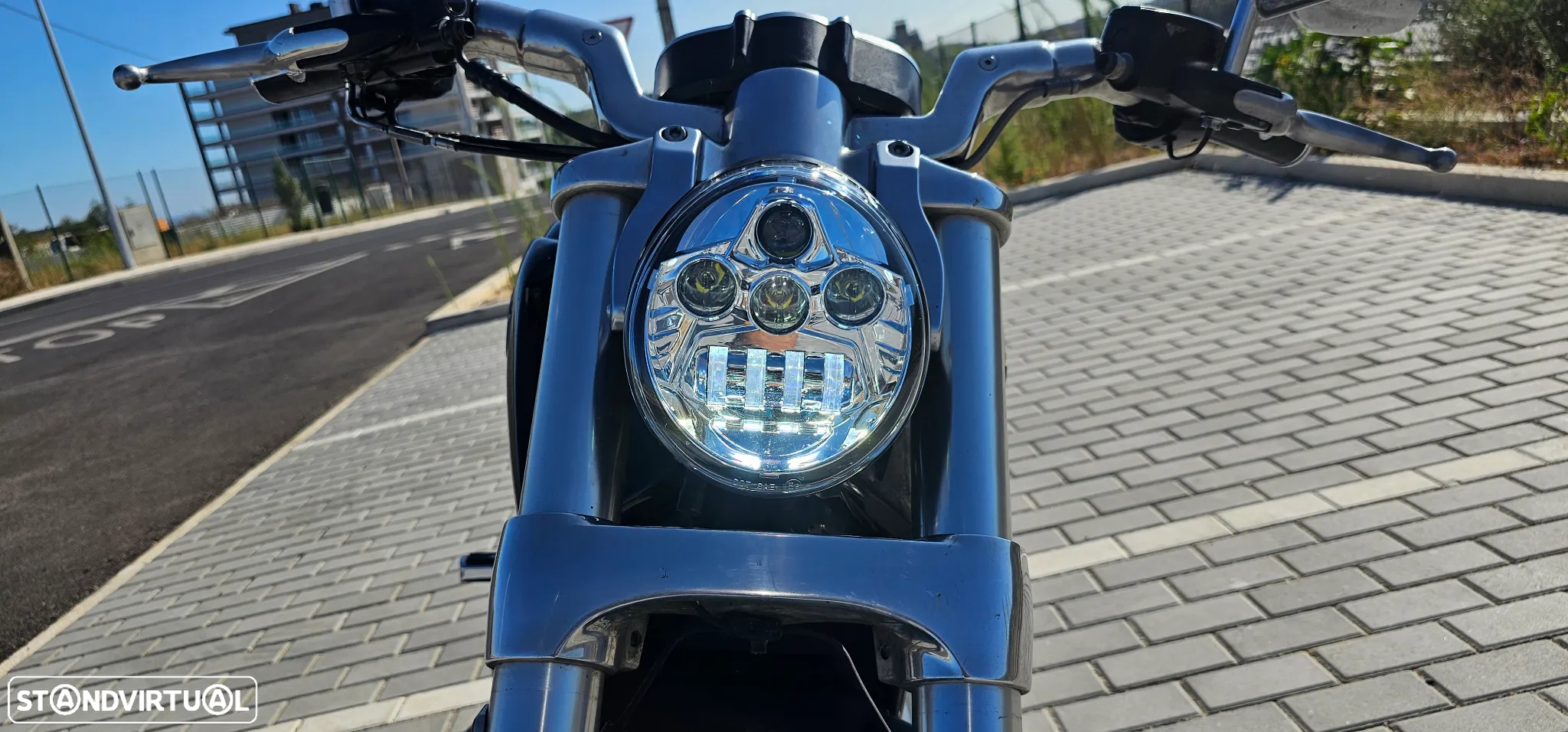 Harley-Davidson VRSCF VROD MUSCLE - 9