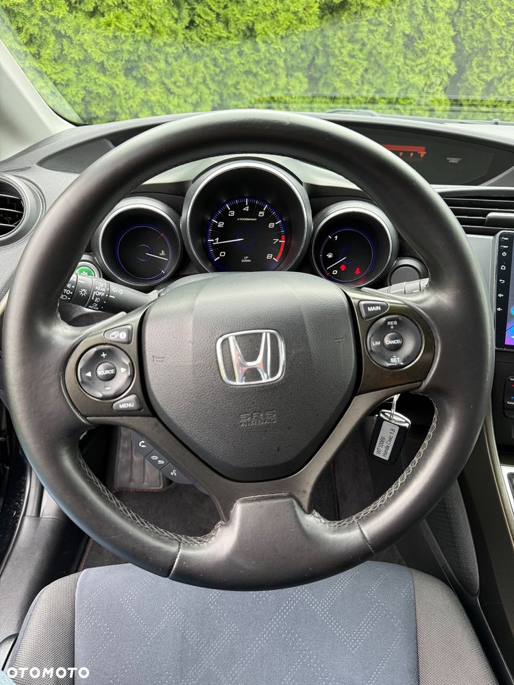 Honda Civic 1.8 i-VTEC Sport Black Edition - 34