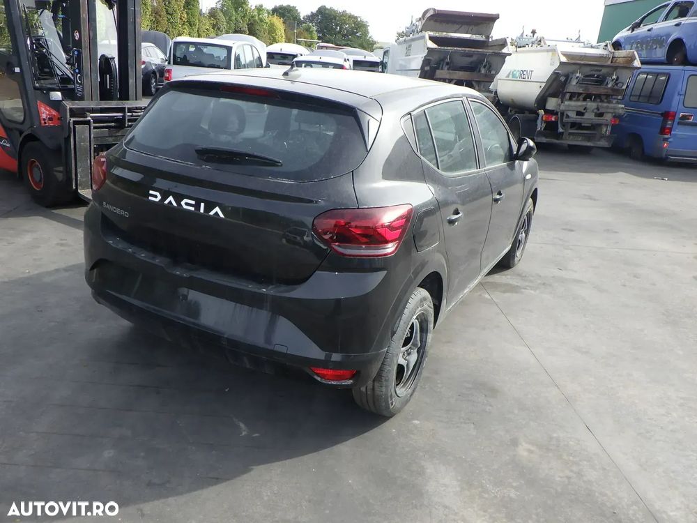 Dezmembrez Dacia Sandero , 1.0TCE 90 ECO- G , AN 2023 - 5