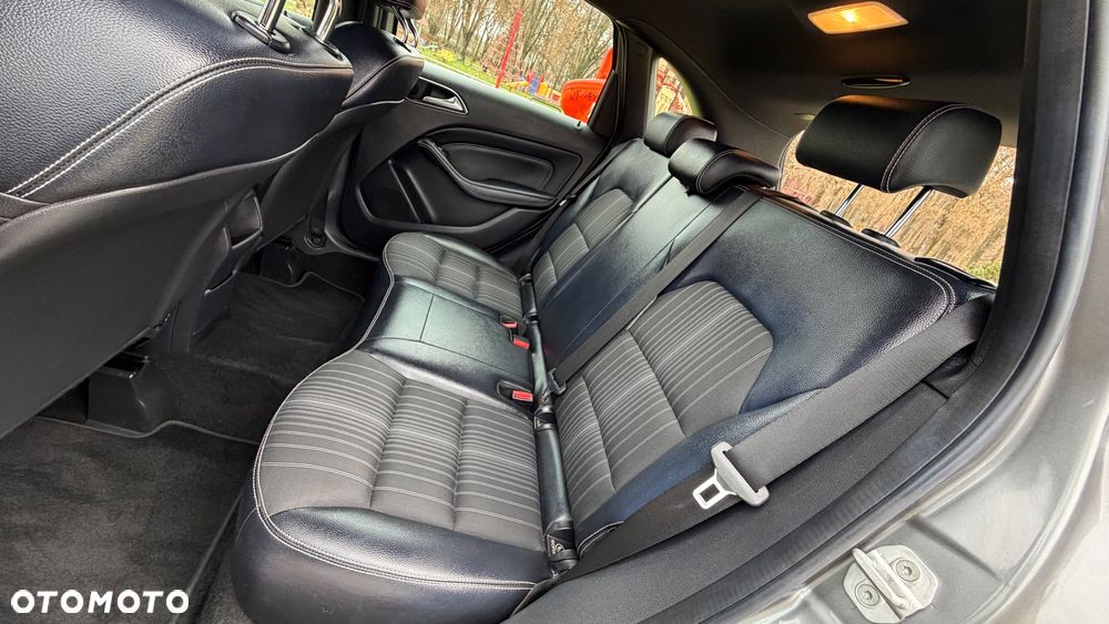 Mercedes-Benz Klasa B 180 (BlueEFFICIENCY) - 6
