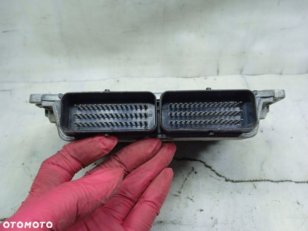 Komputer Silnika Sterownik 8200483732 Dacia Logan 1.4 - 6