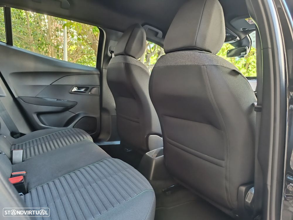 Peugeot 2008 1.2 PureTech Active Pack - 33