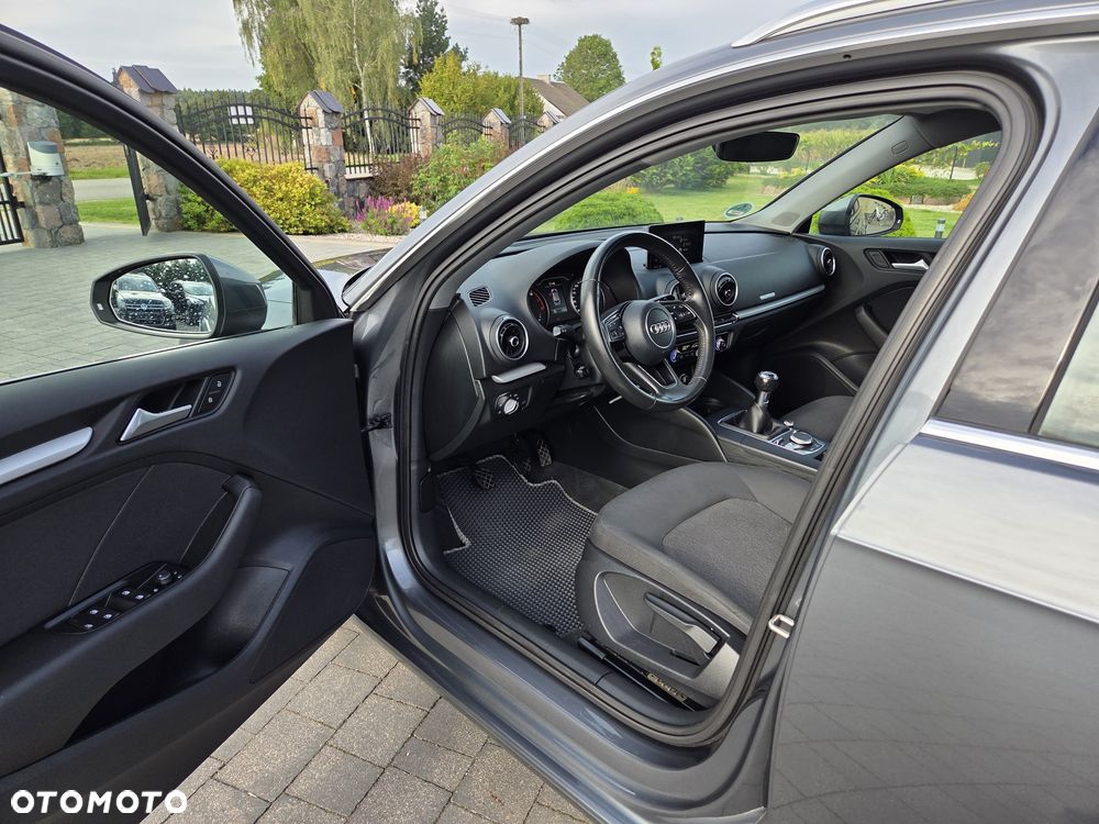 Audi A3 Sportback - 8