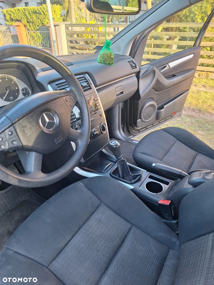 Mercedes-Benz Klasa B 150 - 7
