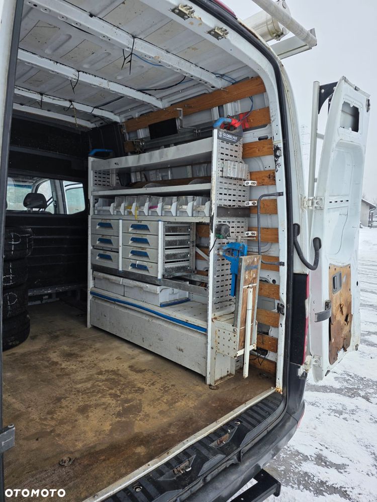 Mercedes-Benz Sprinter Brygadówka 6 miejsc z zabudową warsztatową - 15