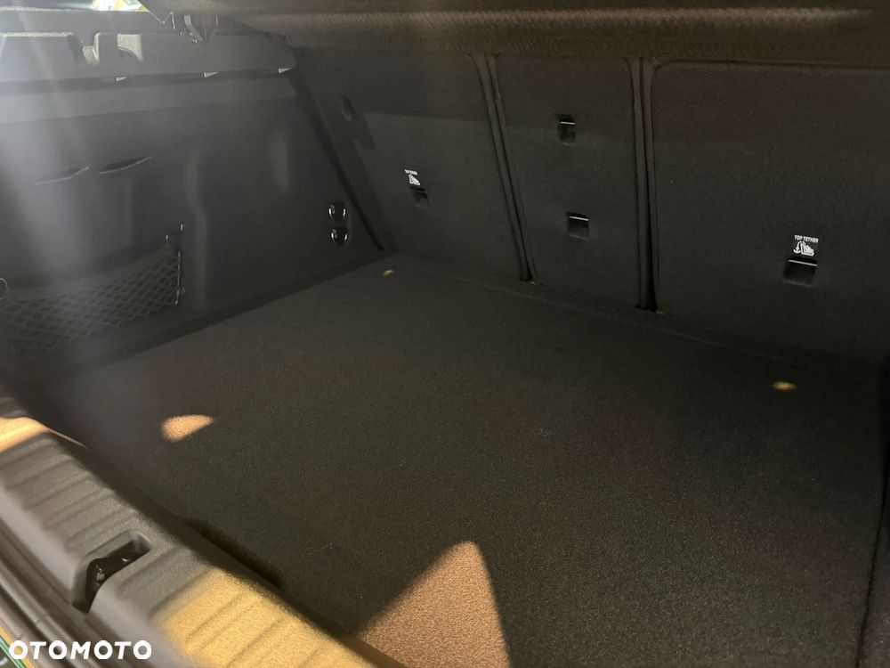 MINI Countryman C mHEV Linia Favoured - 19