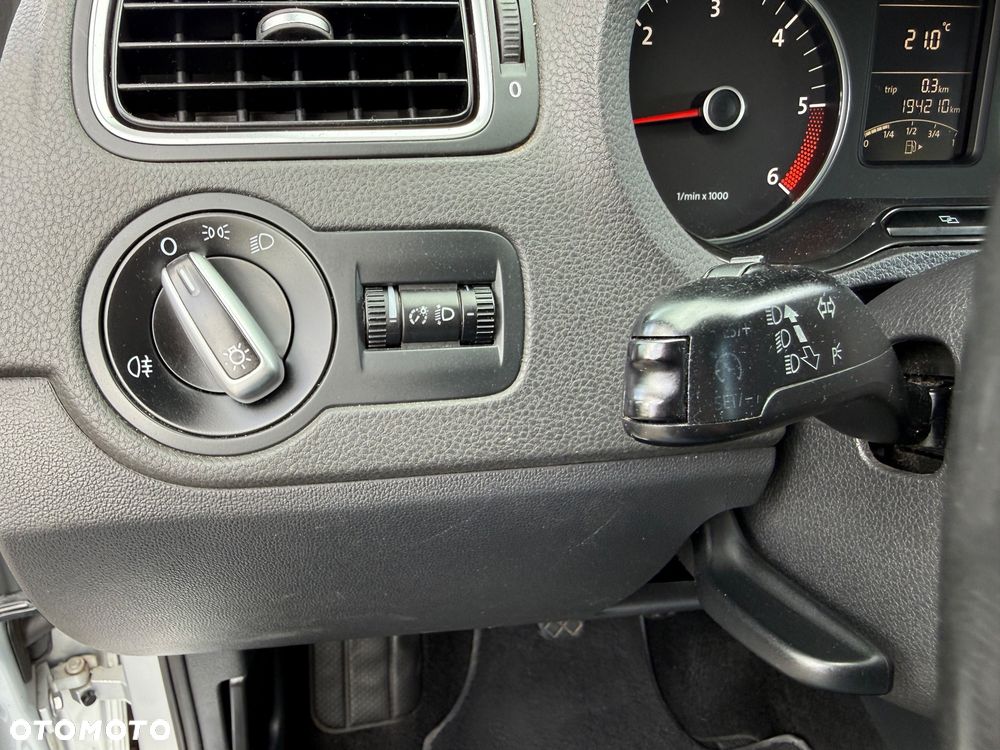 Volkswagen Polo 1.6 TDI Black/Silver Edition - 19