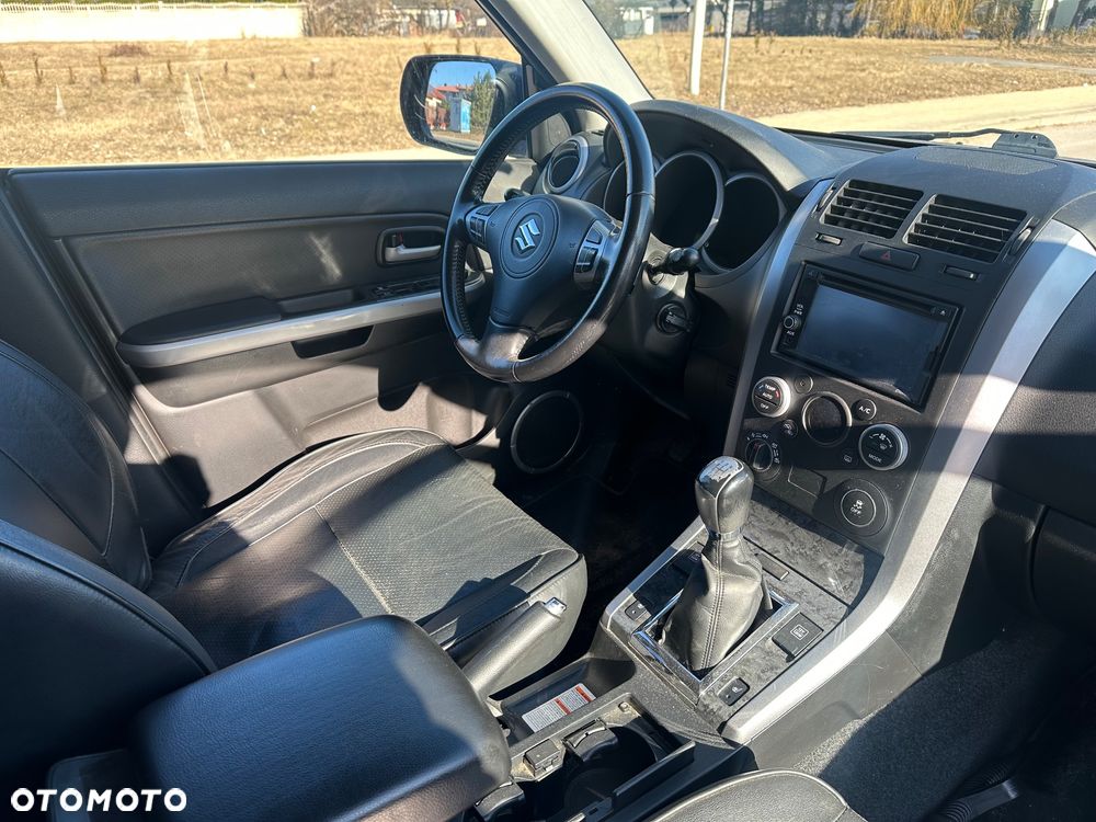 Suzuki Grand Vitara 1.9 DDiS De Luxe - 17