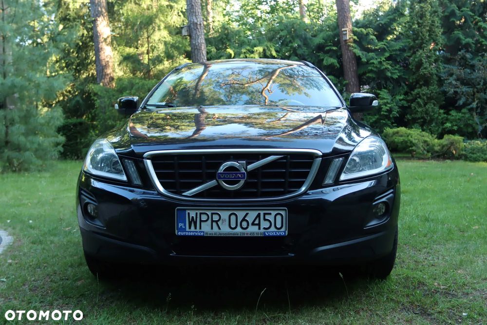 Volvo XC 60 D5 AWD Momentum - 2