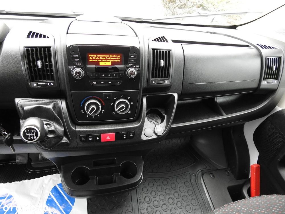 Peugeot BOXER KONTENER WINDA 8 PALET TEMPOMAT KLIMATYZACJA  140KM - 31