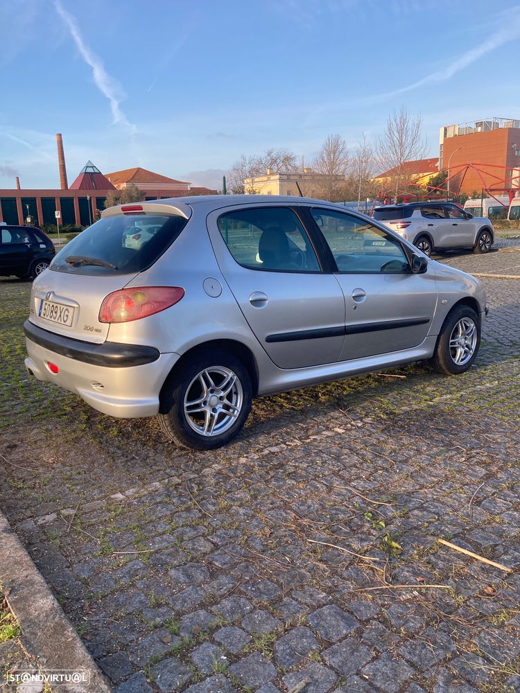 Peugeot 206 1.4 HDi XT - 4