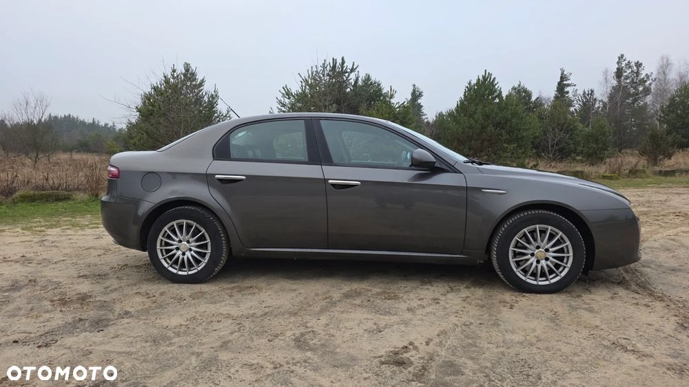 Alfa Romeo 159 - 3