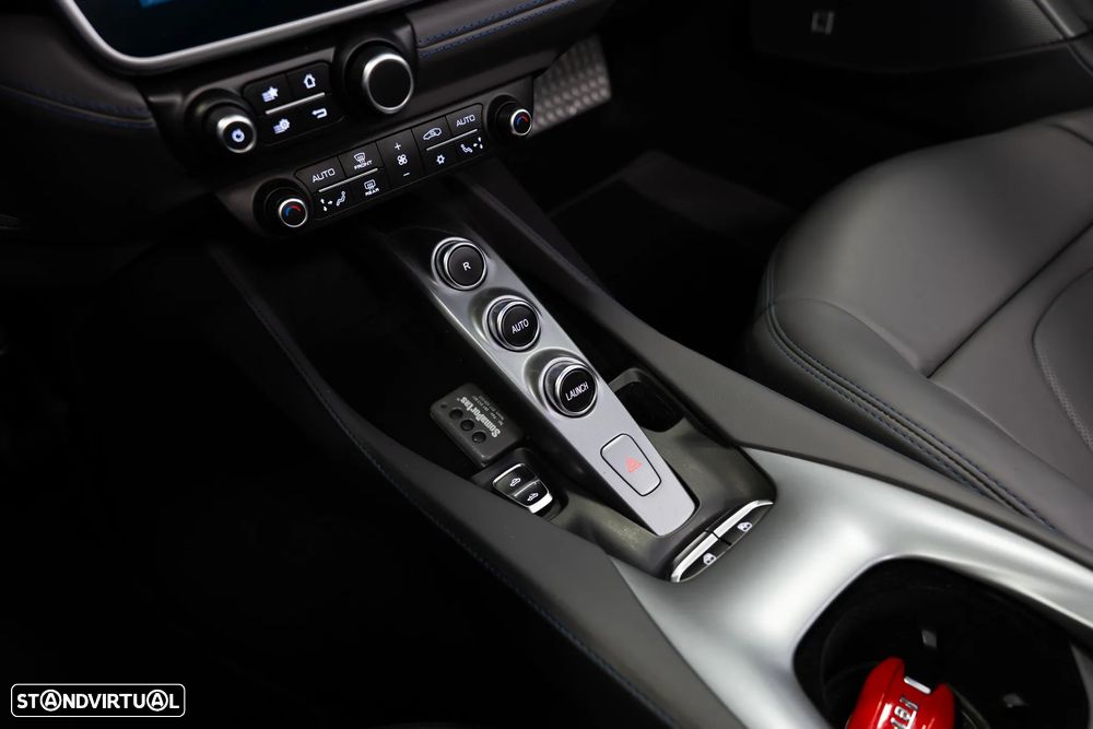 Ferrari Portofino M - 22