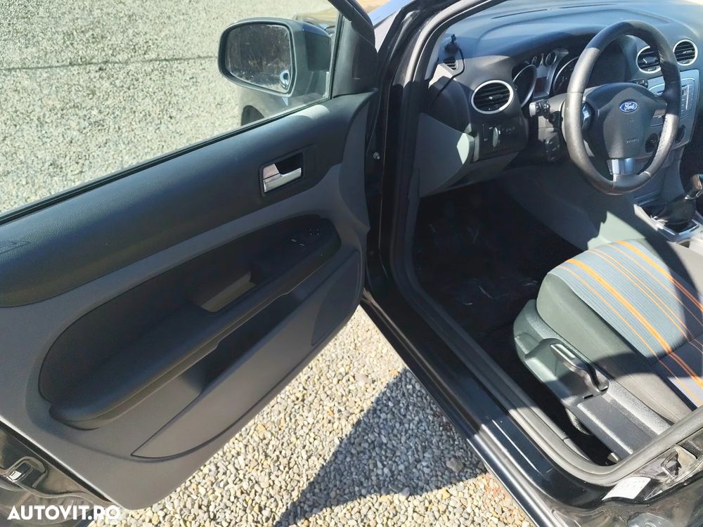 Ford Focus 1.6 TDCI Ambiente - 5