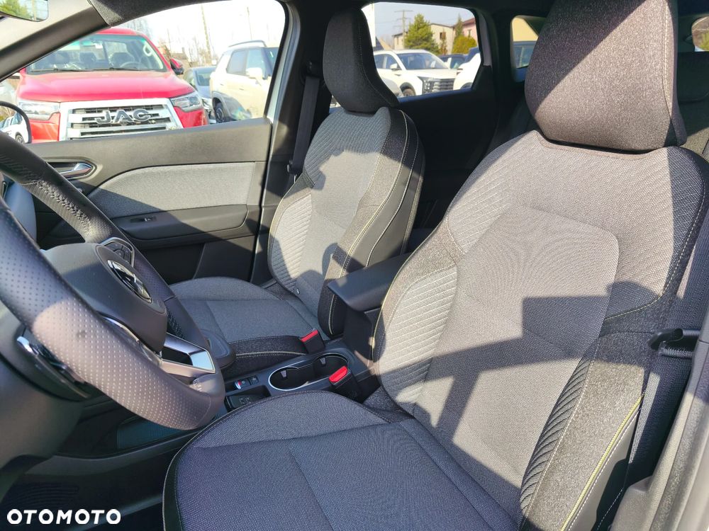 Mitsubishi Grandis - 10