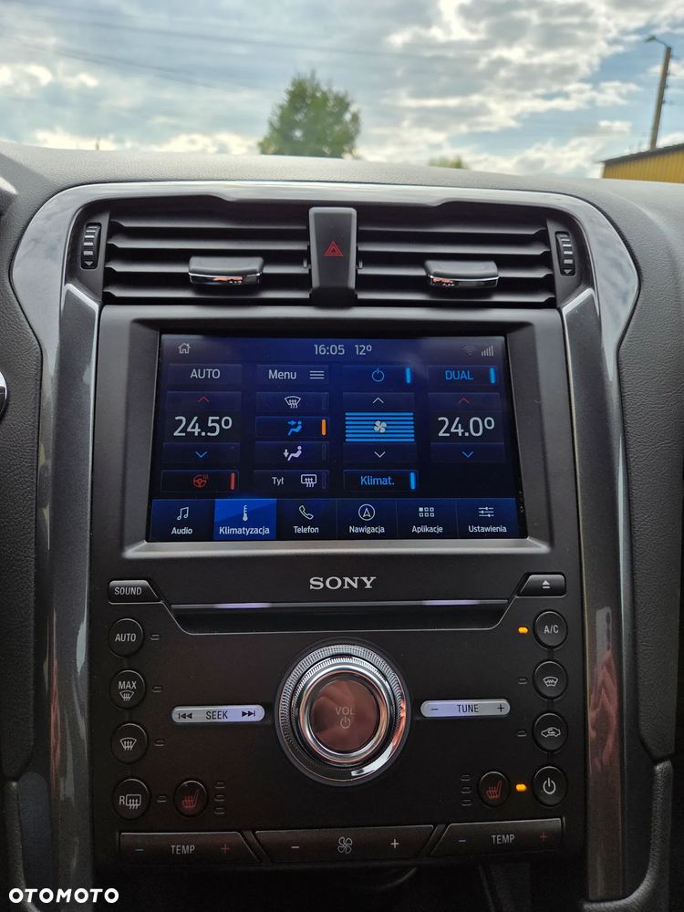 Ford Mondeo 2.0 EcoBlue Titanium - 22