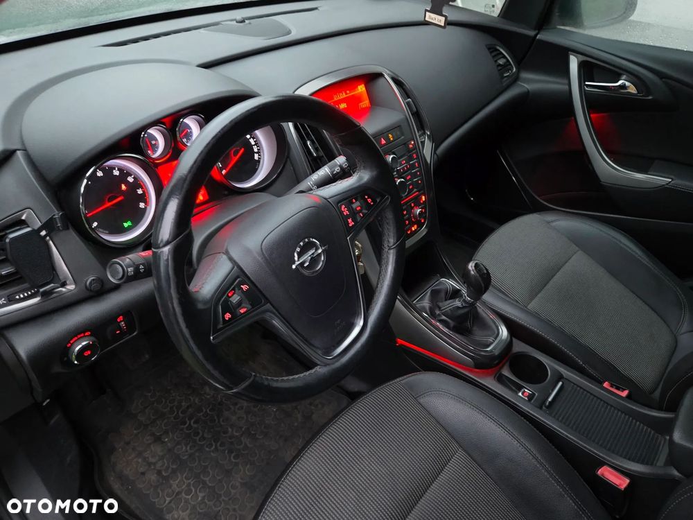Opel Astra - 9
