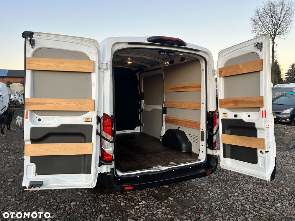 Ford Transit - 6