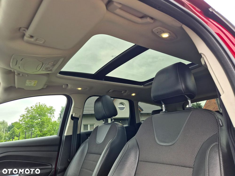 Ford Kuga 2.0 TDCi 4WD Titanium - 38