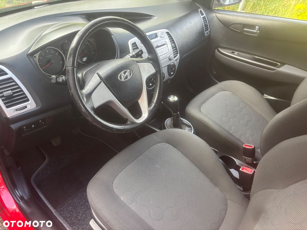 Hyundai i20 1.4 Comfort - 12