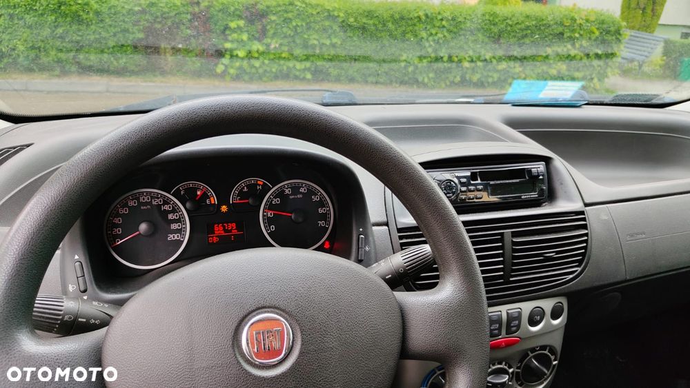 Fiat Punto - 6