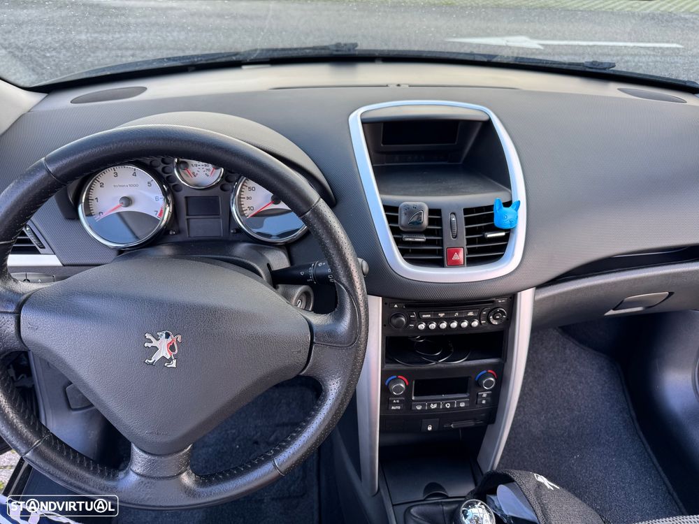 Peugeot 207 1.4 16V Active - 12