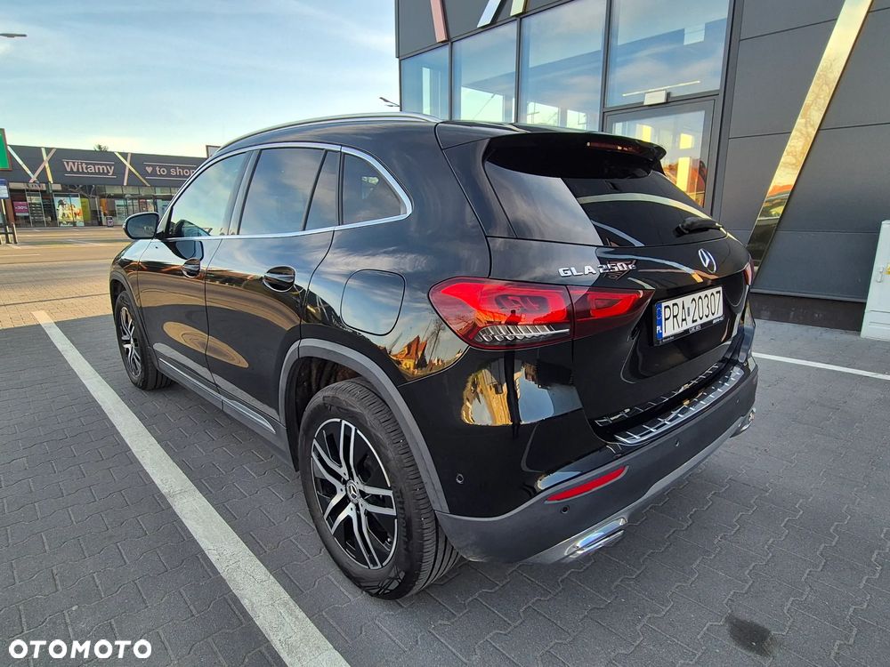 Mercedes-Benz GLA 250 e 8G-DCT Progressive - 5
